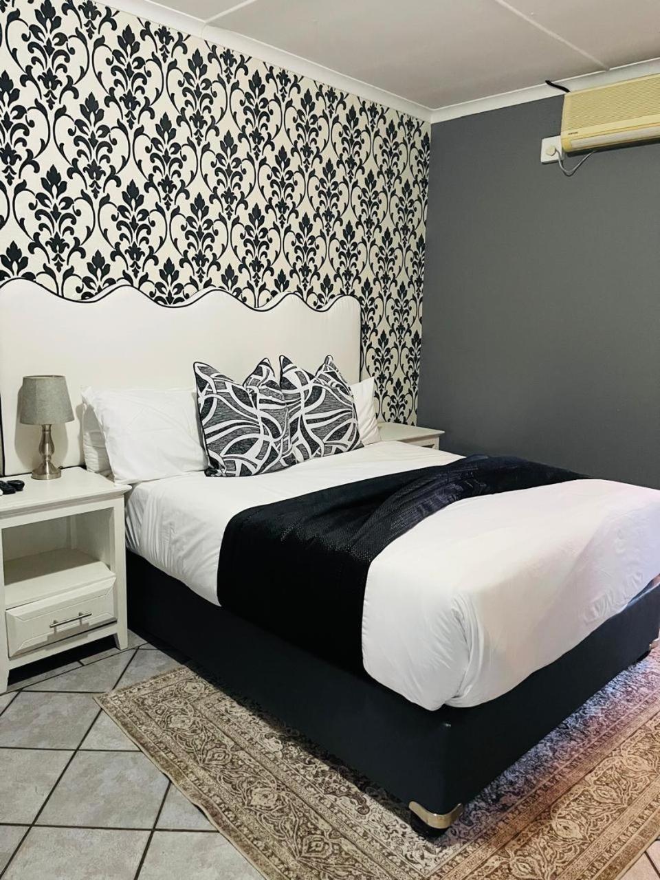 Pari Guest House Middelburg  Extérieur photo